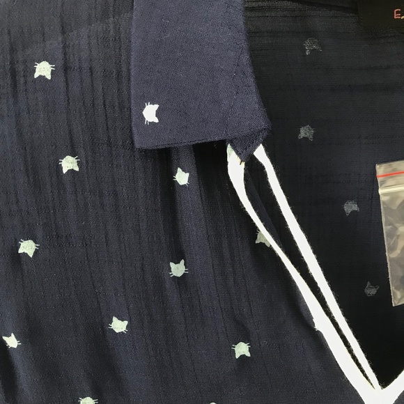 E.M. Navy Cat Print Collar Tie Blouse NWOT - Picture 7 of 13